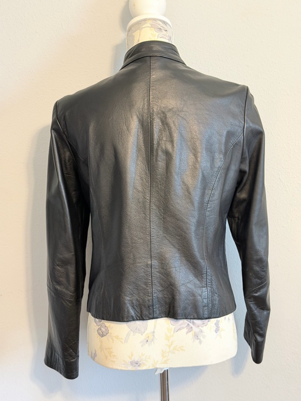 WILSONS LEATHER Vintage Ruched Black Leather Moto Jacket Size Medium Y2K - Picture 2 of 7